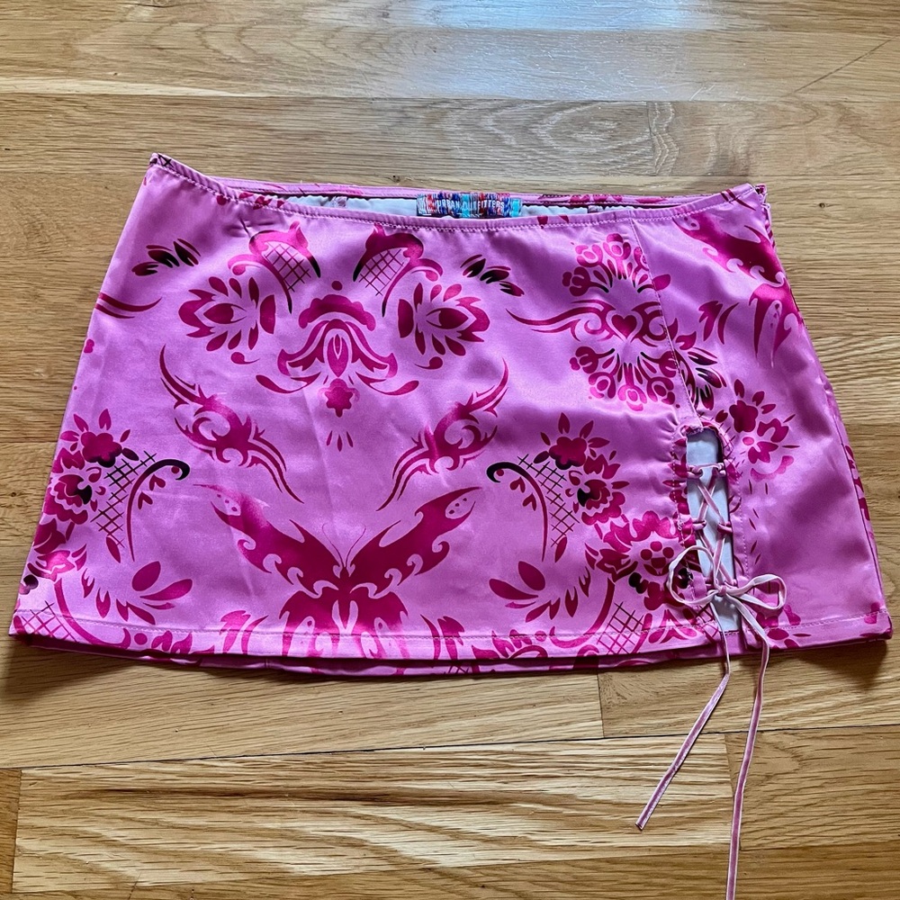 Urban Outfitters Small Bright Pink Mini Skirt with Tattoo like Designs